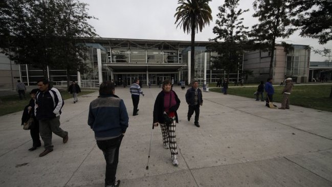 Madre denuncia negligencia médica de Hospital Padre Hurtado por muerte de su hijo