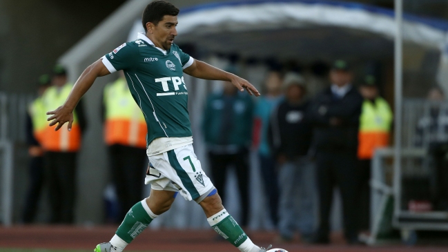 David Pizarro volvió a practicar en cancha y se aproxima su regreso en S. Wanderers