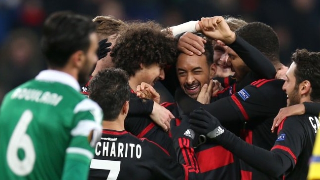 Bayer Leverkusen de Aránguiz avanzó con autoridad a octavos de final de la Europa League