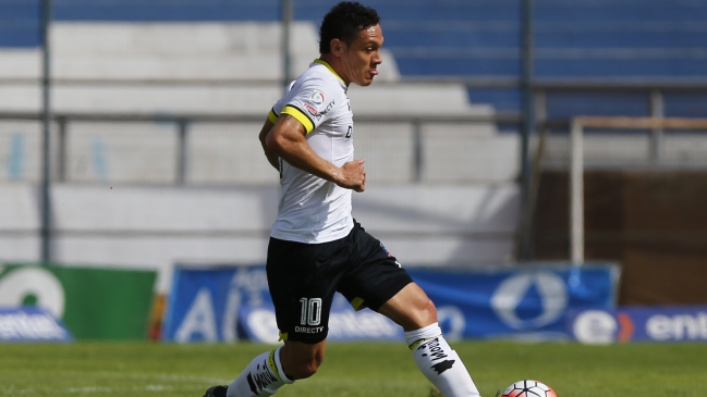 Sierra se inclinó por Javier Reina y Bryan Carvallo como titulares ante San Luis