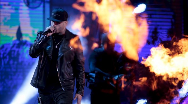 Romance y reggaetón protagonizan quinta noche de Viña 2016