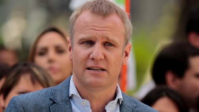 Felipe Kast dice que Piñera y Longueira 