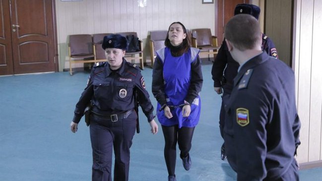 Mujer que decapitó a niña en Moscú dijo que Alá se lo 