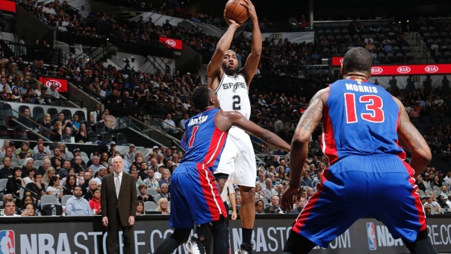 San Antonio Spurs aseguró un puesto en los play-offs de la NBA