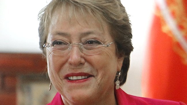 Encuesta Adimark consignó aumento de la confianza en Bachelet