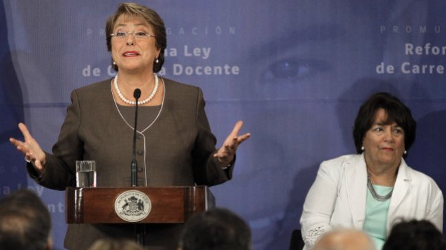 Gobierno promulgó ley de Carrera Docente este viernes