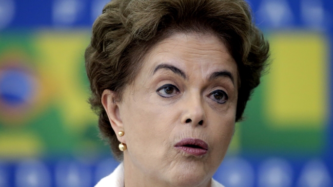 Rousseff insistió en que la crisis es generada por una oposición derrotada