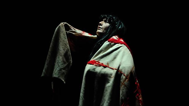 Debuta en Matucana 100 montaje que aborda la extinción de la cultura Kawésqar