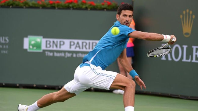 Novak Djokovic se levantó de un comienzo adverso para vencer a Bjorn Fratangelo