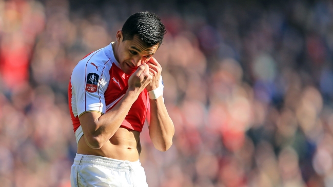 Prensa inglesa: El nivel de Alexis Sánchez está a millas de distancia de la temporada pasada