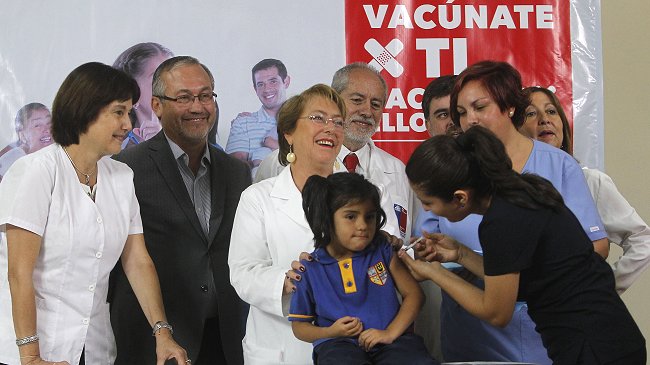 Minsal reiteró seguridad de las vacunas en inicio de campaña anti influenza
