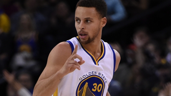 Stephen Curry celebró su cumpleaños con nueva marca histórica de los Warriors
