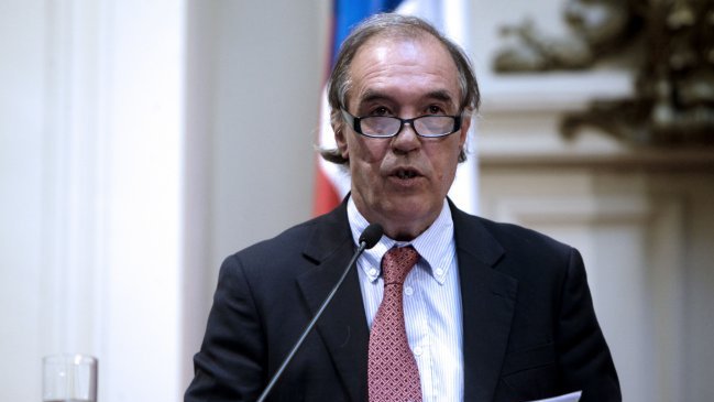 Defensa de Jaime Orpis apelará a desafuero del senador