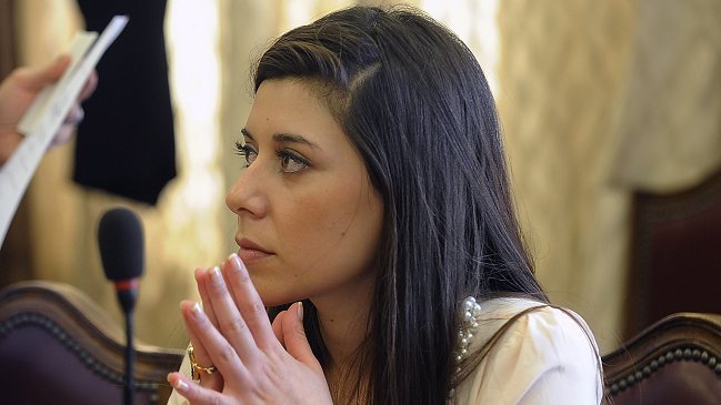 Presidenta del PS condenó piropo a diputada en plena discusión sobre acoso sexual