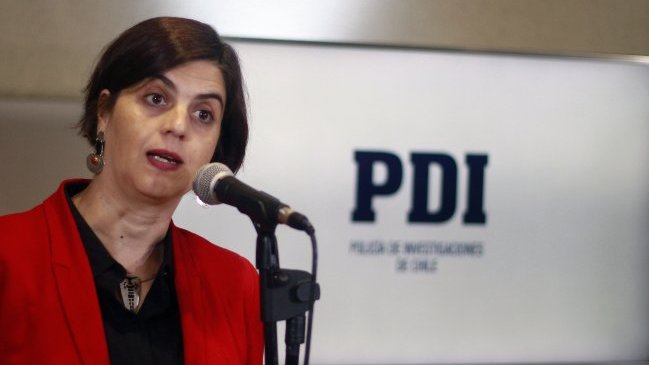 Ministra del Sernam encabezó lanzamiento de campaña contra los femicidios