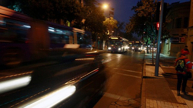 Comenzaron obras para convertir a San Antonio en vía exclusiva del Transantiago