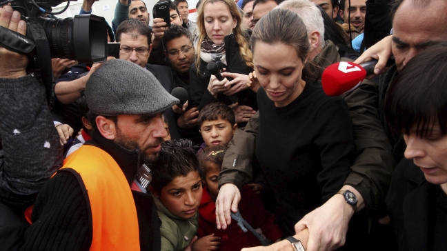 Angelina Jolie visita Grecia para conocer la situación de los refugiados