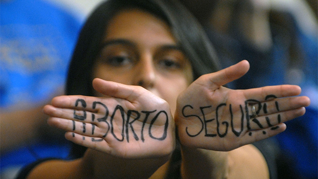 Cómo quedó el proyecto que despenaliza el aborto tras su paso por la Cámara