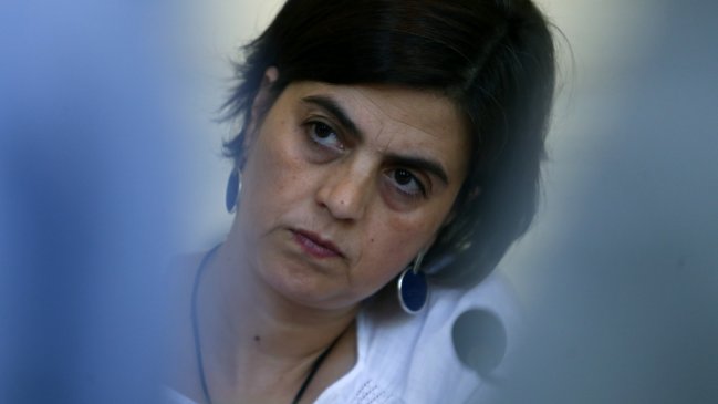 Ministra Pascual pidió que debate por aborto no se 