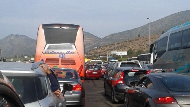 Revisa el estado del tránsito, el Metro y Transantiago