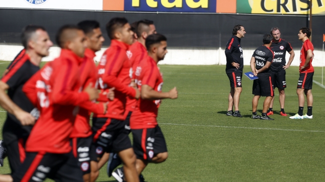 Chile entrenó con contingente casi completo y Pizzi dio la tarde libre a seleccionados