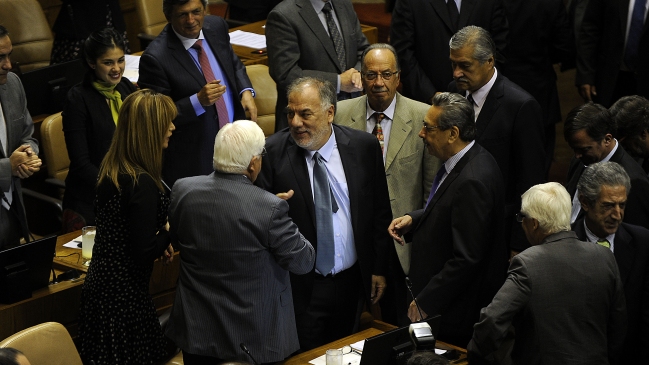 Osvaldo Andrade asumió como nuevo presidente de la Cámara de Diputados