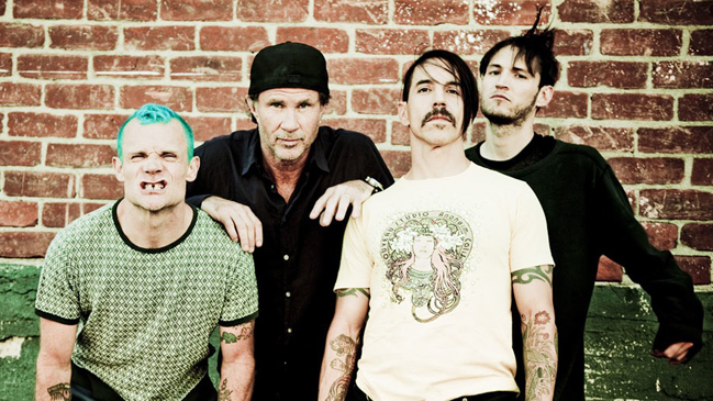 Red Hot Chili Peppers trabaja con productor de Radiohead
