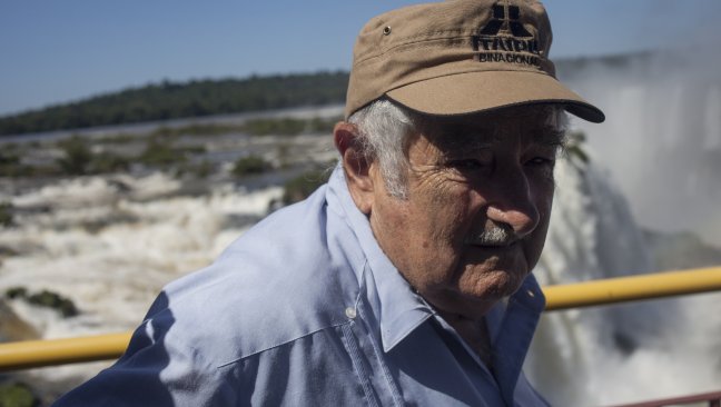José Mujica: Solo falta que a Rousseff la cuelguen de un farol