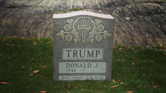 Misteriosa lápida con el nombre de Donald Trump apareció en el Central Park