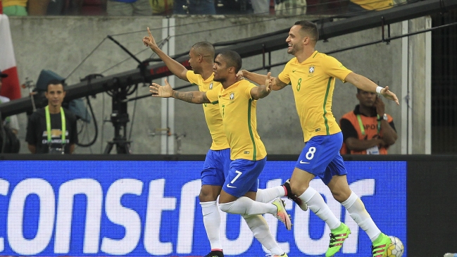 Paraguay y Brasil chocarán con la intención de escalar en las Clasificatorias