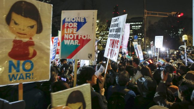 Este martes entró en vigor controvertida reforma militar de Japón