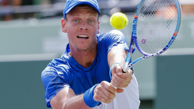 Tomas Berdych superó un duro escollo en octavos de final en Miami