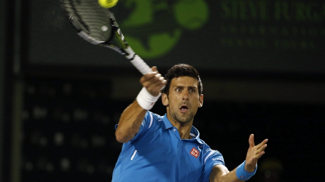 Novak Djokovic venció con comodidad a Tomas Berdych y es semifinalista en Miami