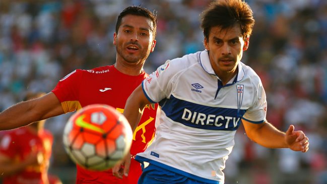 Carlos Espinosa: No sirve de nada que Colo Colo se caiga si no ganamos nosotros