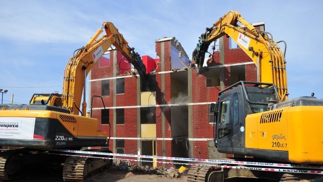 Avanza reconstrucción en sector Las Dunas de Iquique
