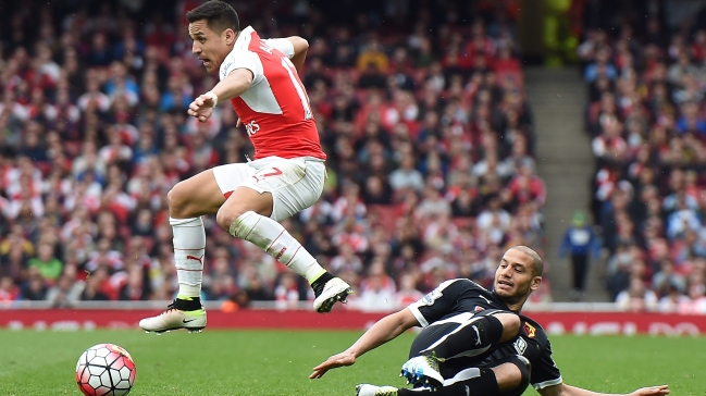 En España aseguran que Alexis está en la mira de PSG