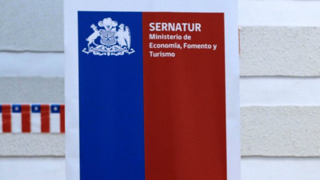 Gobierno informó renuncia del director de Sernatur