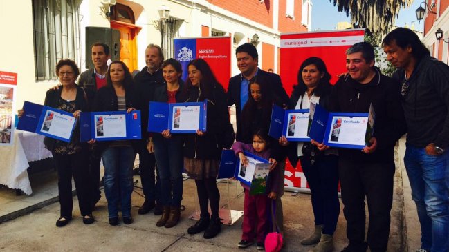 Municipalidad de Santiago y Minvu entregaron subsidio a cités del Barrio Yungay