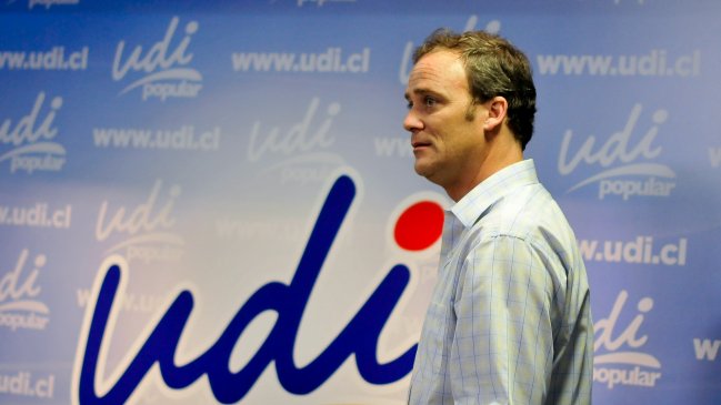 Docureality de proceso constituyente desata pugna entre oficialismo y oposición