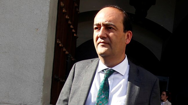 Patricio Zapata: En Chile puedes ganar votos atacando la Constitución