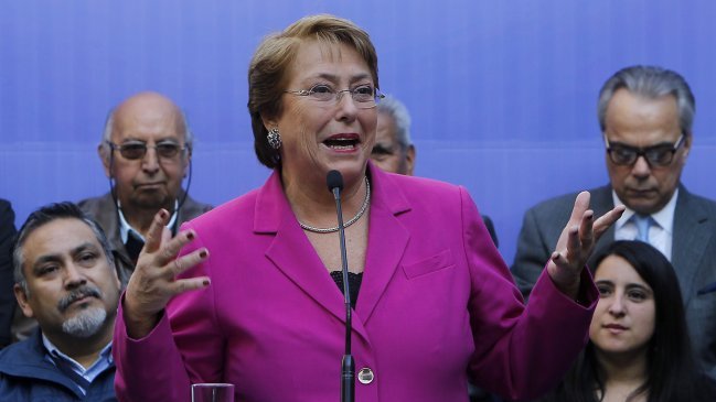 Bachelet promulgó Ley de Partidos: 