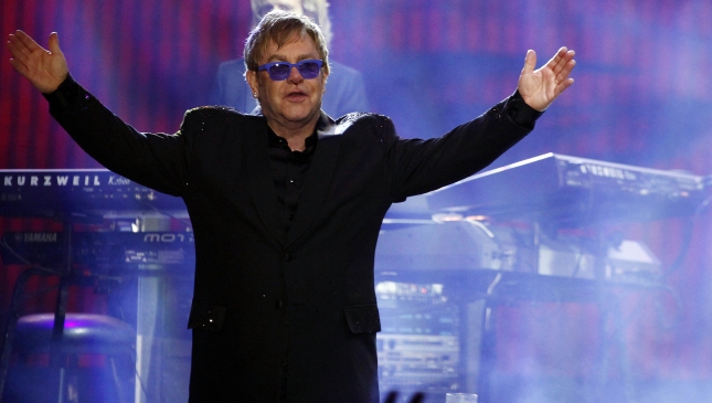 Elton John negocia sumarse al reparto de la secuela de 