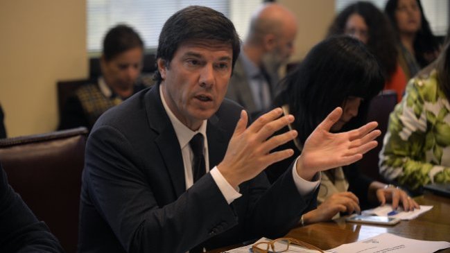 Gobierno anunció mesa de trabajo por conflicto con Uber y Cabify