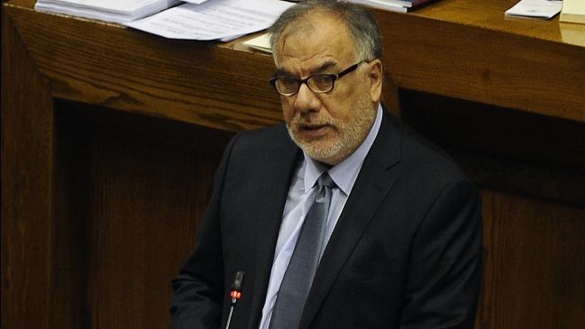 Andrade por control de identidad: Entre Bajos de Mena y El Castillo se van a solazar