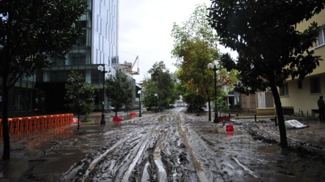 Alcaldesa de Providencia apoyará las acciones legales de los vecinos contra Costanera Norte