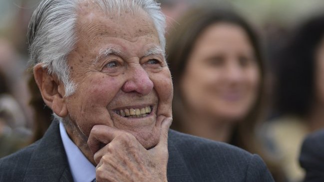 Restos de Patricio Aylwin serán sepultados en el Cementerio General