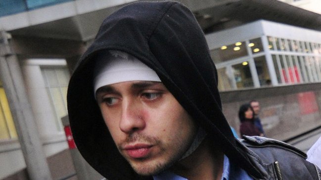 Formalizan a carabinero que disparó chorro de agua contra Rodrigo Avilés