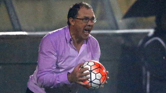 Arias y su opción de dirigir Colo Colo: 