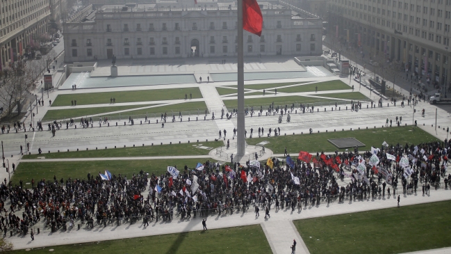 CRUCh llamó a la Confech a realizar una marcha respetuosa ante duelo por Patricio Aylwin