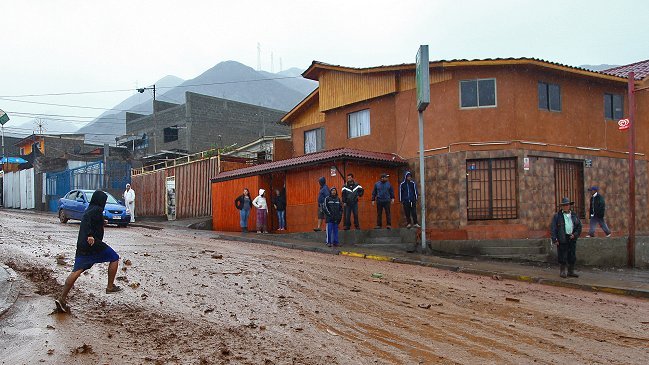 Alerta por posibles deslizamientos de tierra en regiones de Antofagasta y Atacama